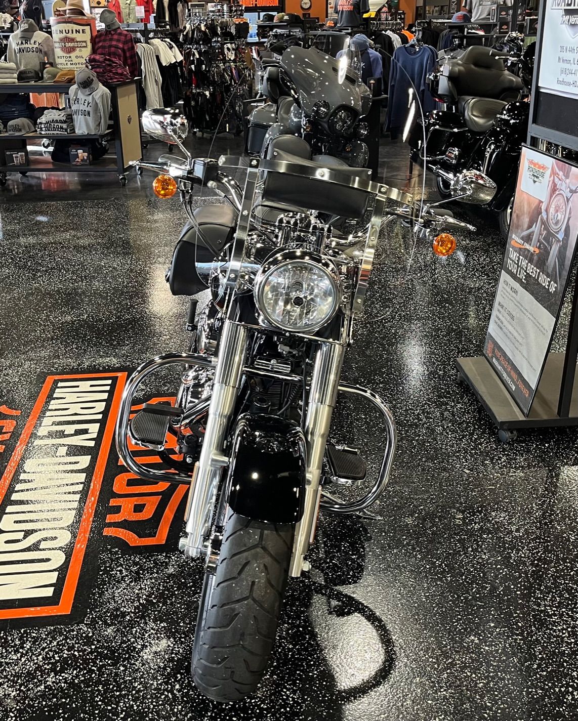 2014 Harley-Davidson FATBOY in Mount Vernon, Illinois - Photo 3