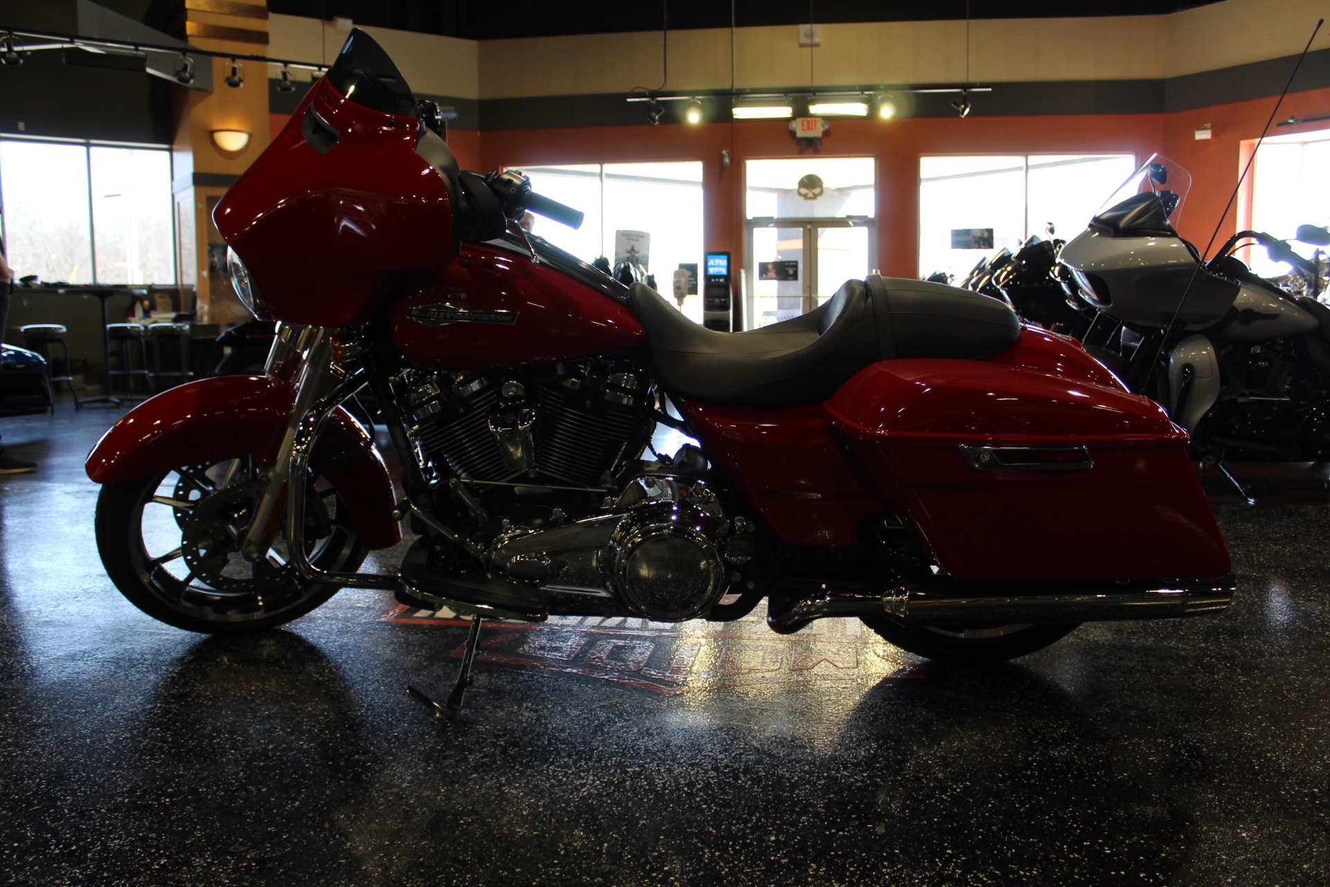 2023 Harley-Davidson Street Glide® in Mount Vernon, Illinois - Photo 4