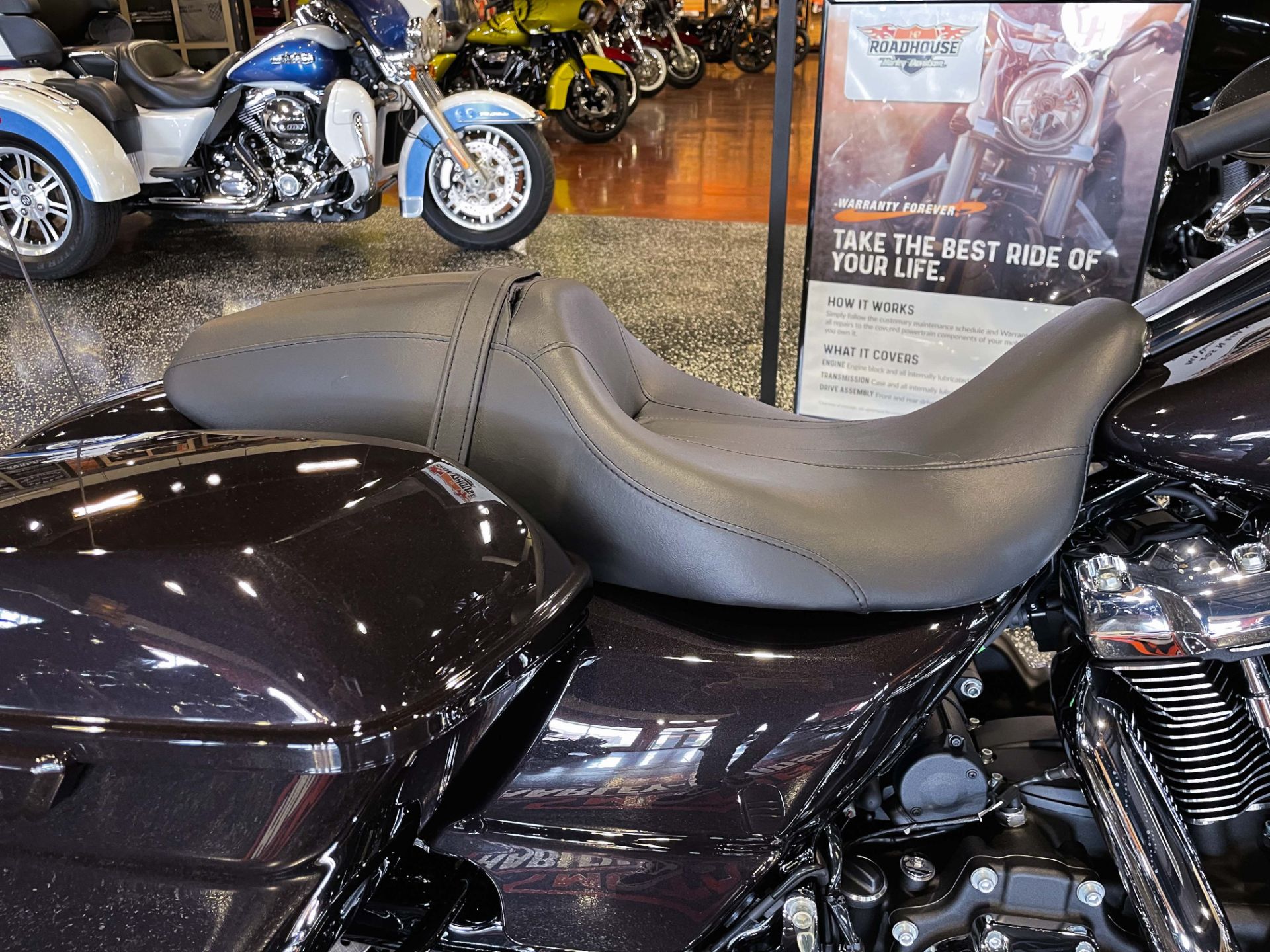 2021 Harley-Davidson Street Glide in Mount Vernon, Illinois - Photo 25