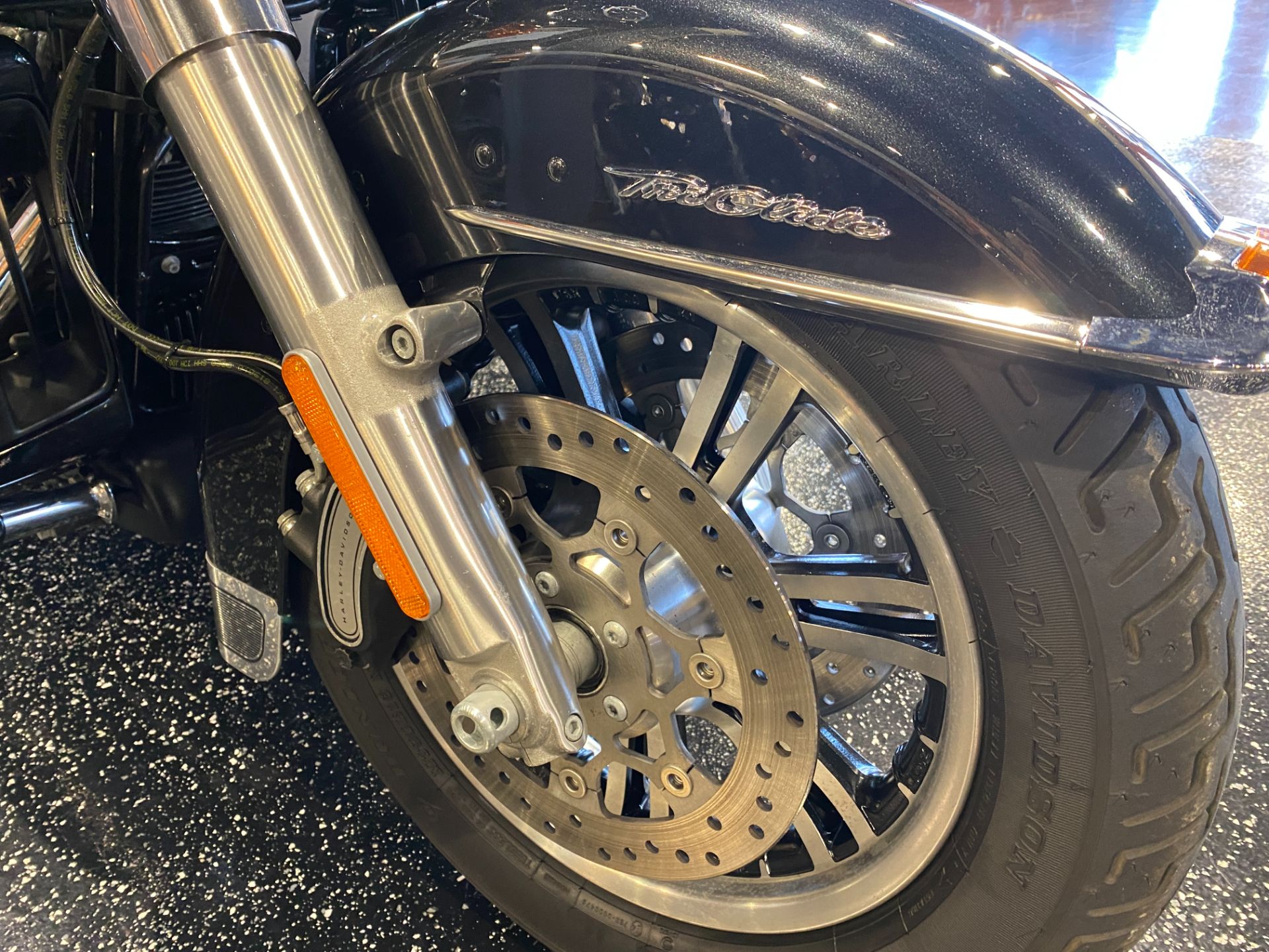 2018 Harley-Davidson Tri Glide® Ultra in Mount Vernon, Illinois - Photo 5