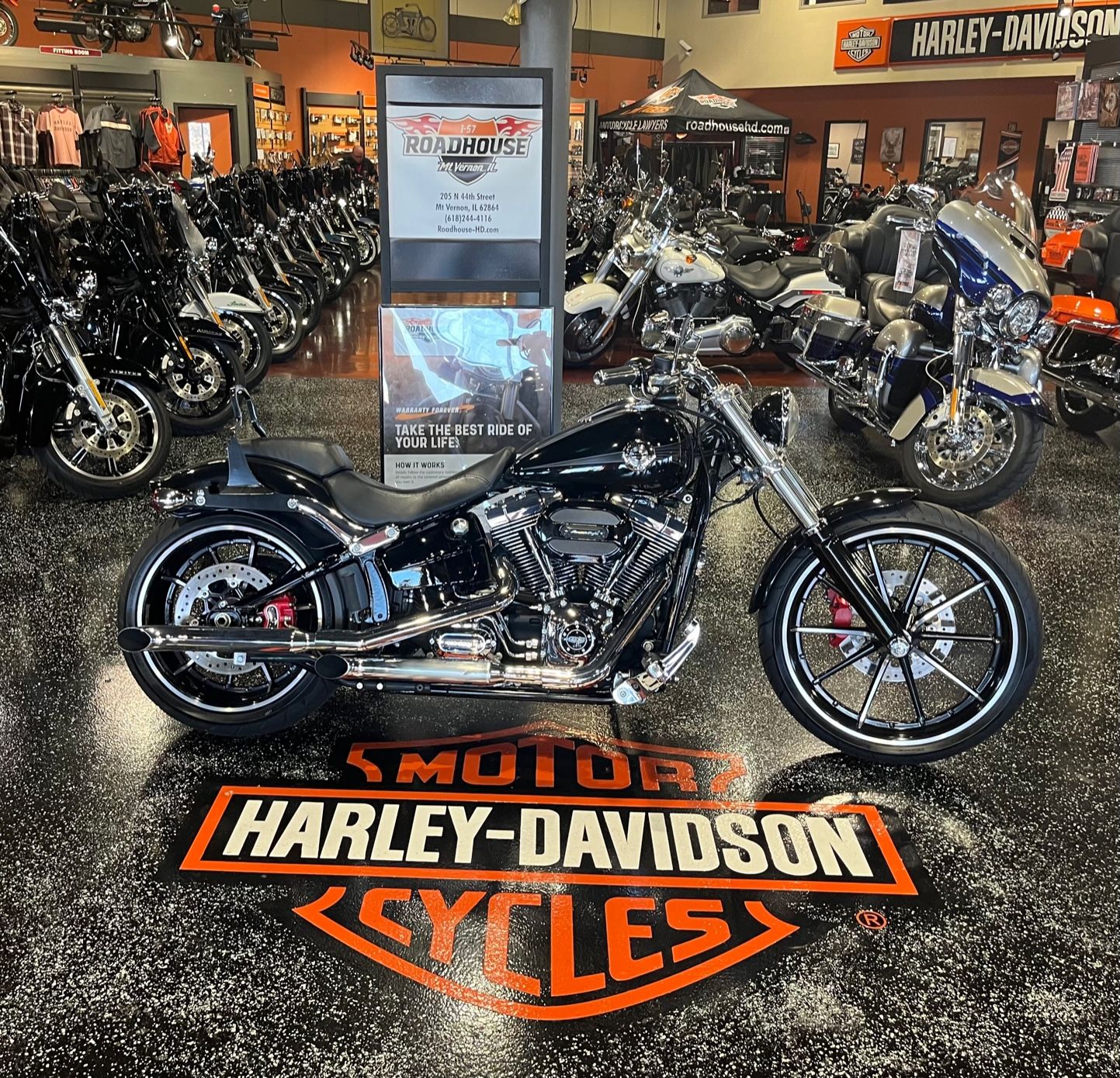 2015 Harley-Davidson BREAKOUT in Mount Vernon, Illinois - Photo 1