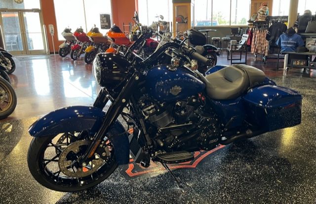 2023 Harley-Davidson Road King Special in Mount Vernon, Illinois - Photo 2