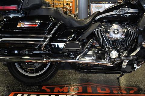 2003 Harley-Davidson FLHTCUI Ultra Classic® Electra Glide® in Mount Vernon, Illinois - Photo 2