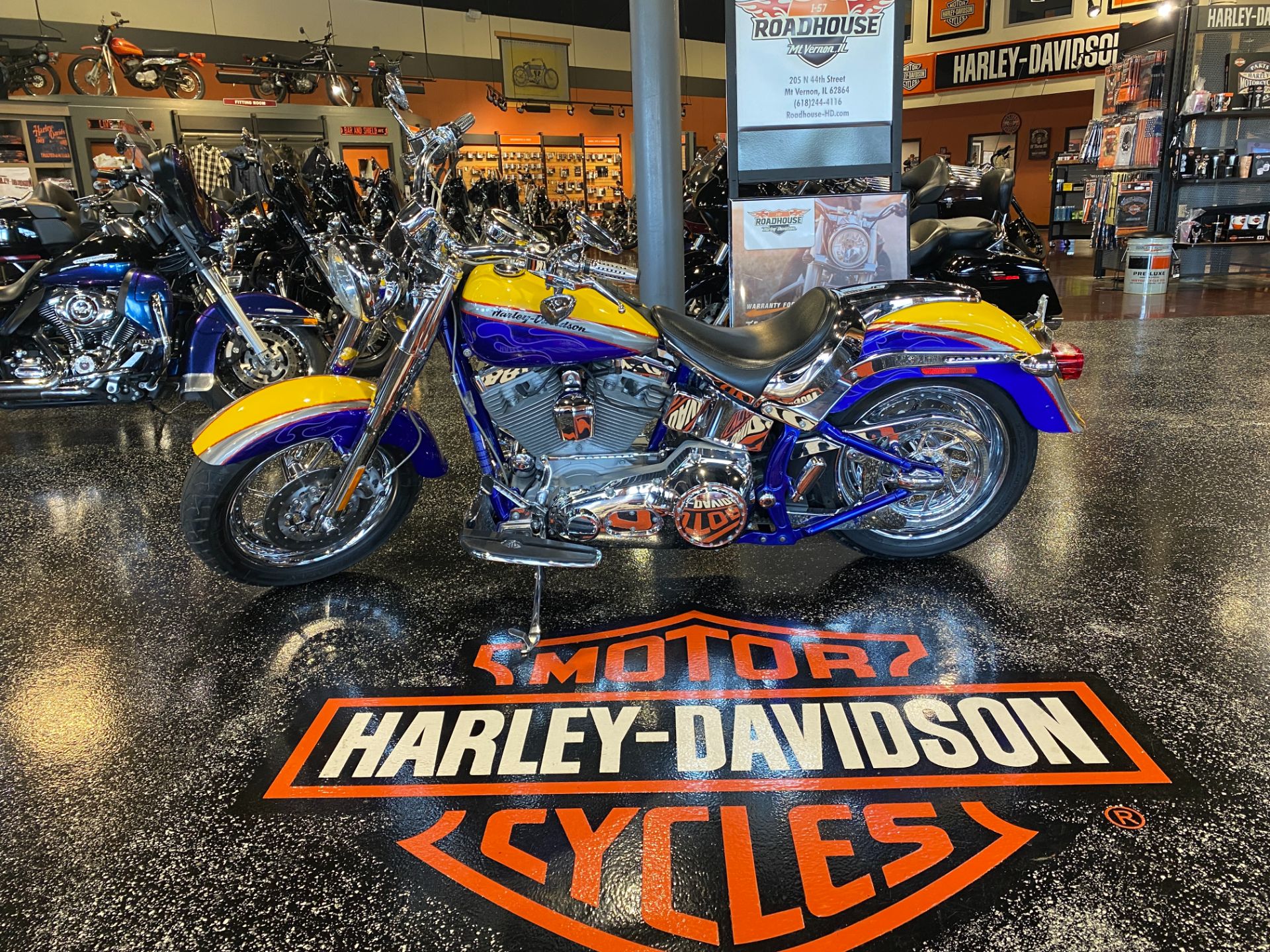 2006 Harley-Davidson CVO™ Screamin' Eagle® Fat Boy® in Mount Vernon, Illinois - Photo 2