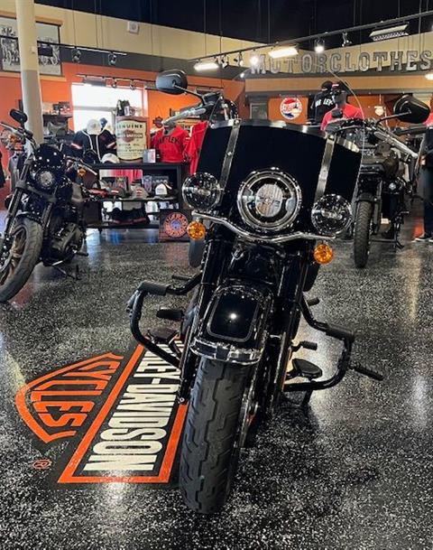 2021 Harley-Davidson Heritage Softail Classic 114 in Mount Vernon, Illinois - Photo 3