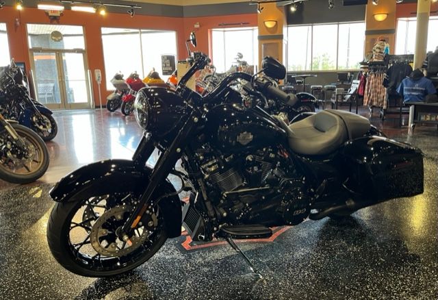 2023 Harley-Davidson Road King Special in Mount Vernon, Illinois - Photo 2