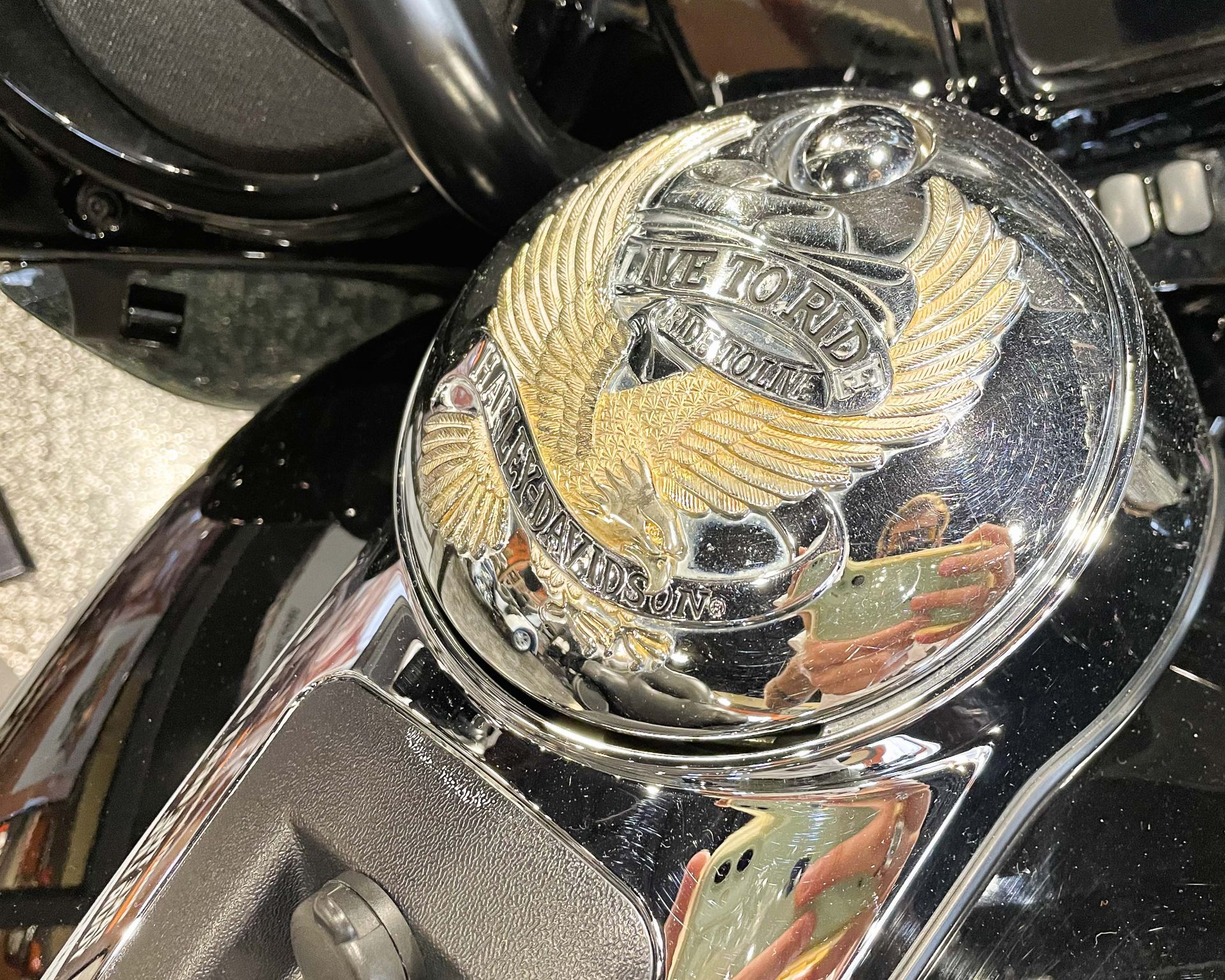 2019 Harley-Davidson Ultra Classic Electra Glide in Mount Vernon, Illinois - Photo 8