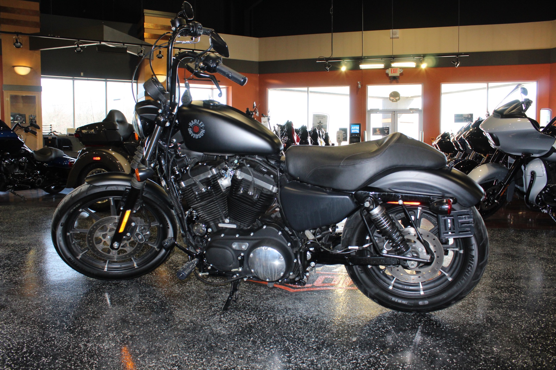 2021 Harley-Davidson Iron 883™ in Mount Vernon, Illinois - Photo 4