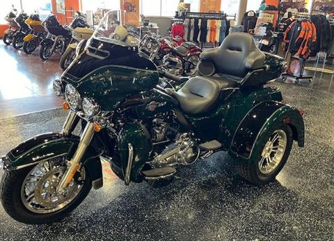 2024 Harley-Davidson Tri Glide® Ultra in Mount Vernon, Illinois - Photo 2