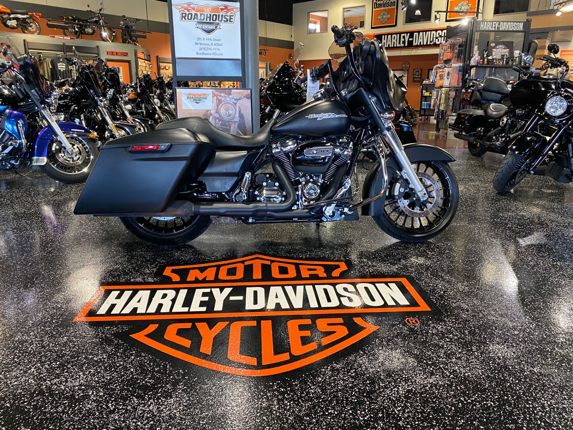 Used 2018 Harley Davidson Street Glide, Harley Davidson Headboard And Footboard Set