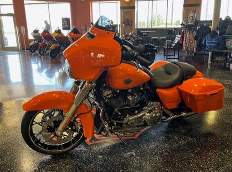 2023 Harley-Davidson Street Glide Special in Mount Vernon, Illinois - Photo 2
