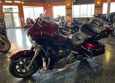 2014 Harley-Davidson Ultra Limited in Mount Vernon, Illinois - Photo 2