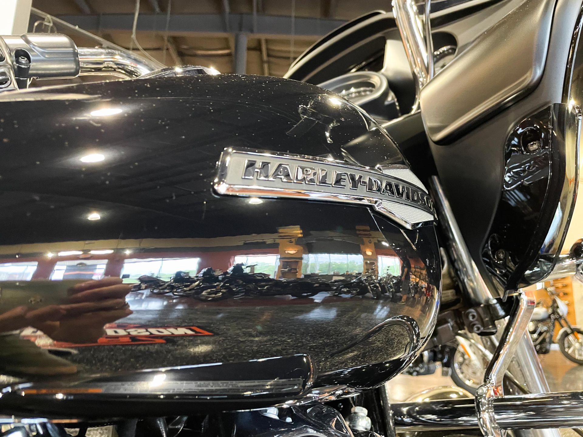 2021 Harley-Davidson Road Glide in Mount Vernon, Illinois - Photo 9