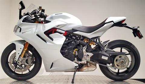 2023 Ducati SuperSport 950 S in Albany, New York - Photo 6