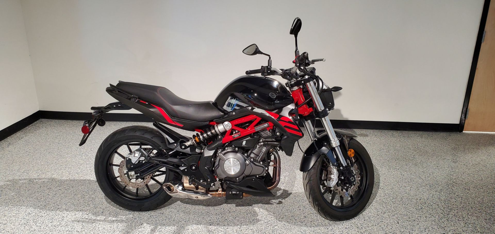 2021 Benelli 302S in Albany, New York - Photo 3