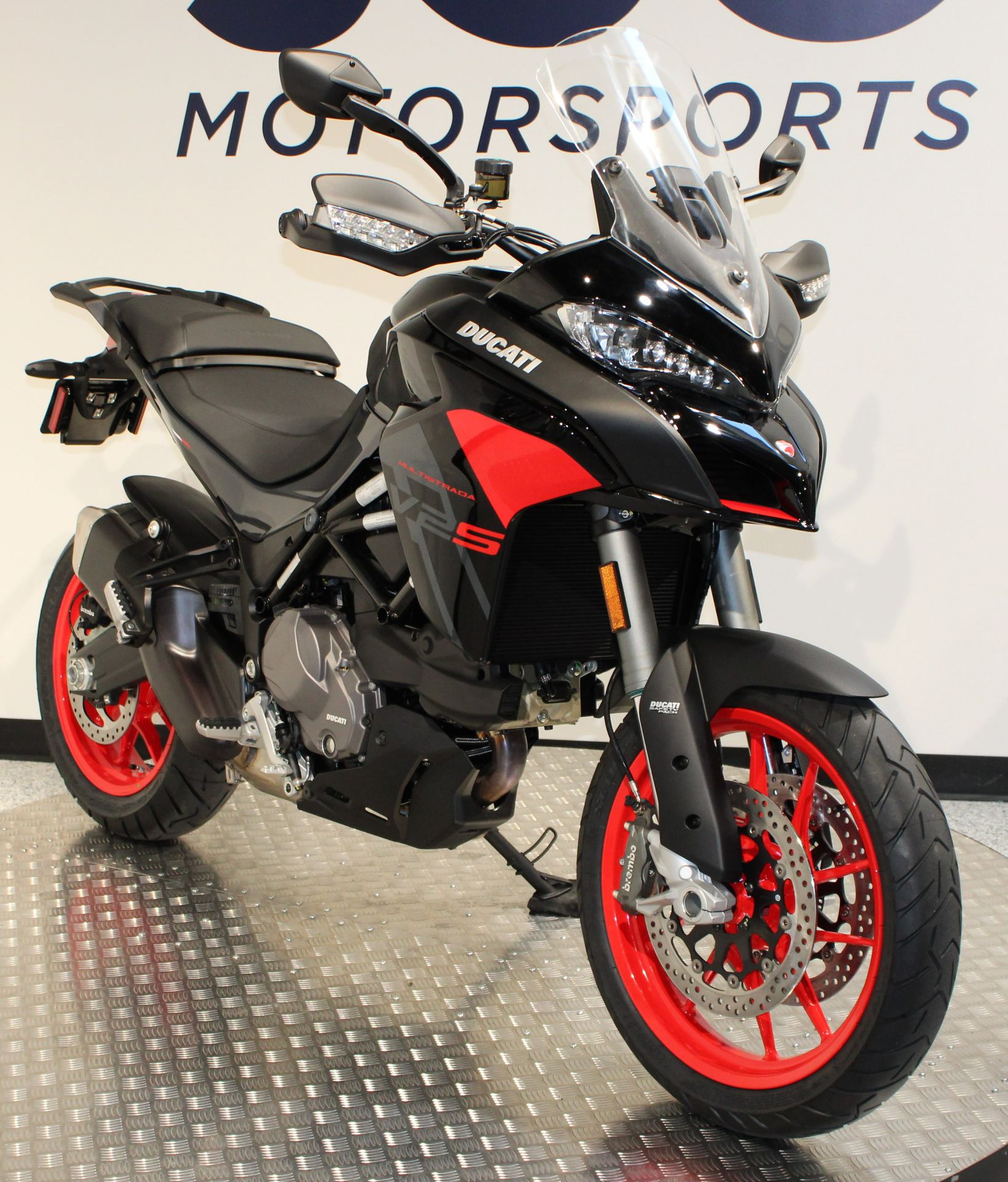 2024 Ducati Multistrada V2 S in Albany, New York - Photo 2