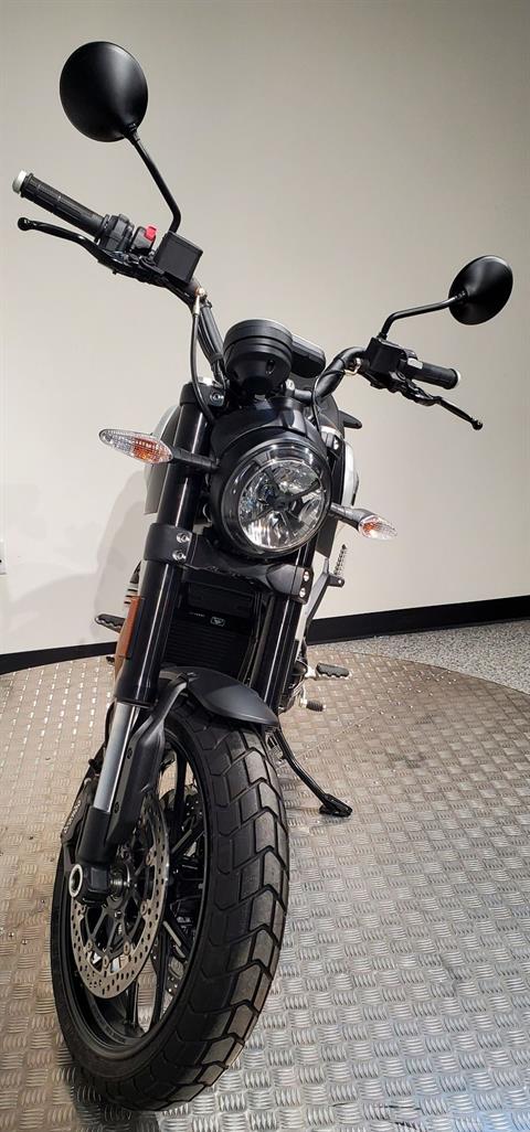 2022 Ducati Scrambler 1100 Dark PRO in Albany, New York - Photo 6