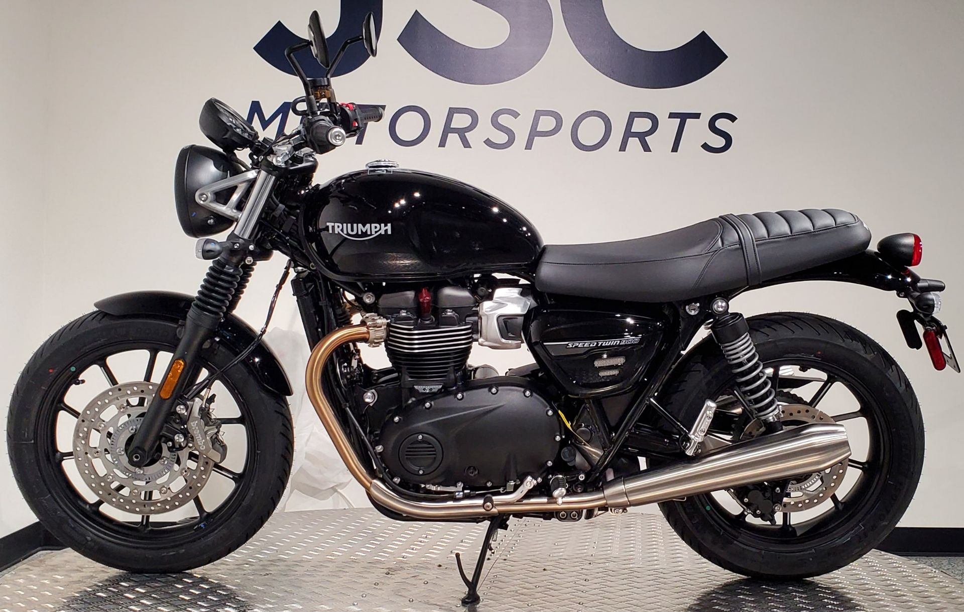 2023 Triumph Speed Twin 900 in Albany, New York - Photo 5