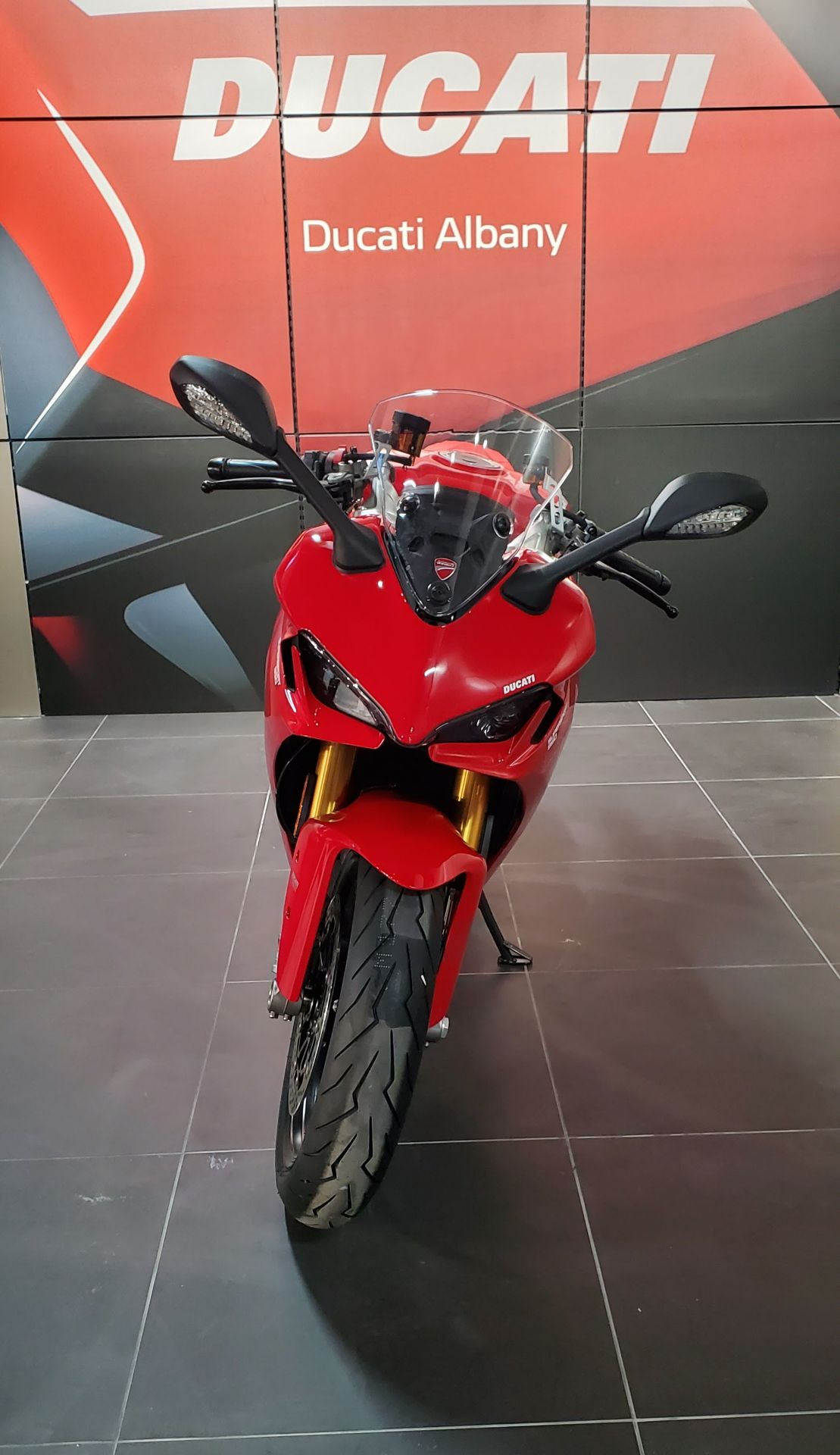 2023 Ducati SuperSport 950 S in Albany, New York - Photo 5