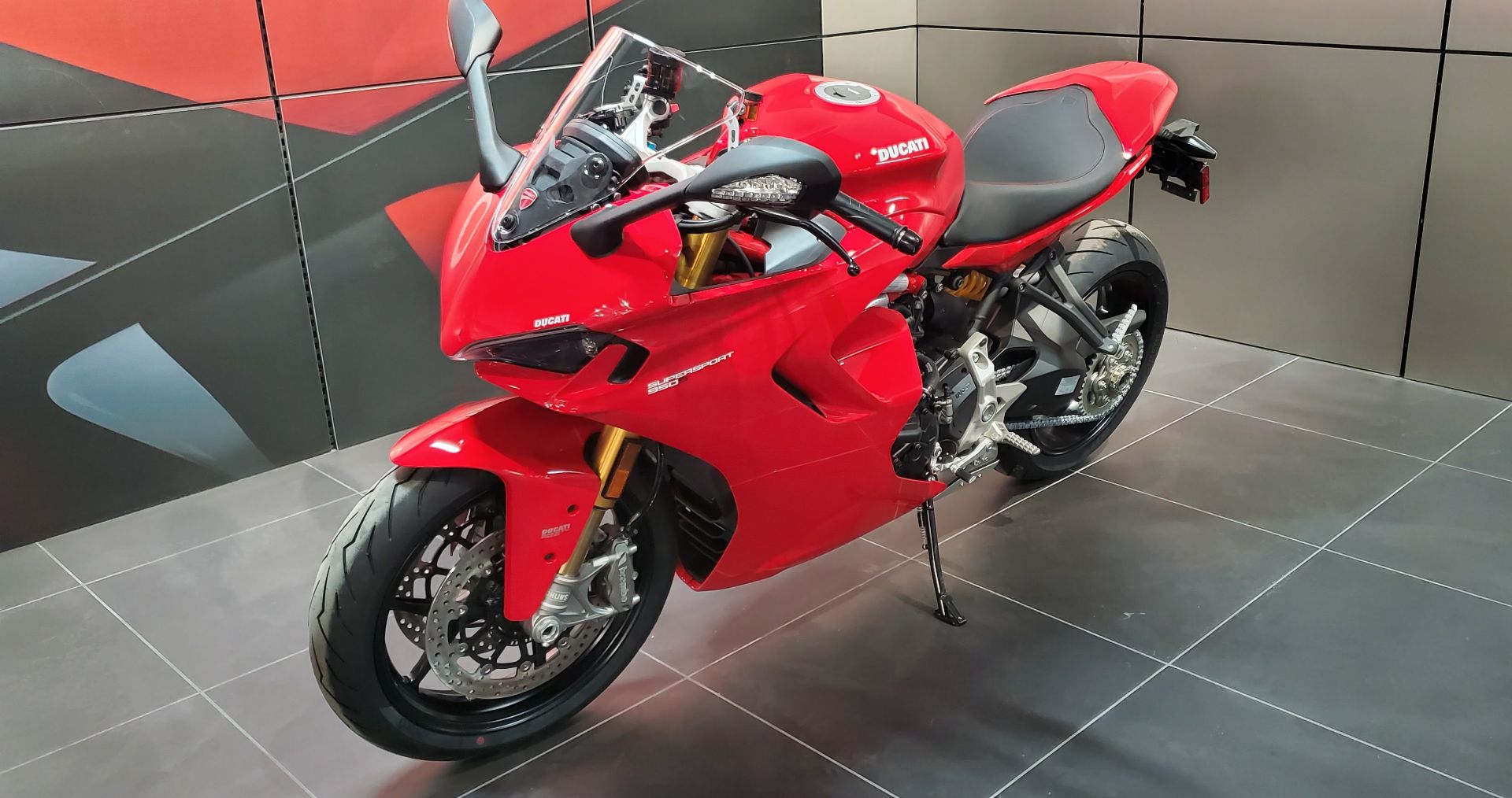 2023 Ducati SuperSport 950 S in Albany, New York - Photo 3
