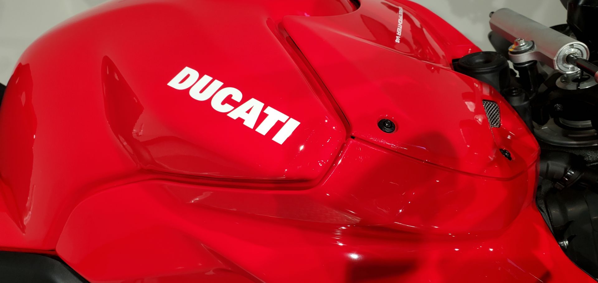 2022 Ducati Streetfighter V4 in Albany, New York - Photo 11