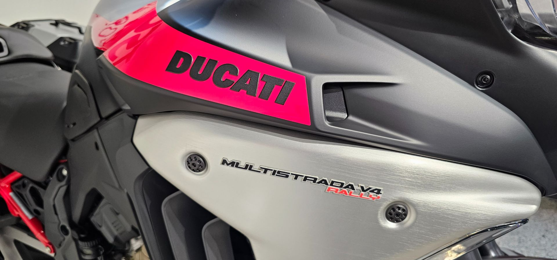 2023 Ducati Multistrada V4 Rally Adventure Travel & Radar in Albany, New York - Photo 9