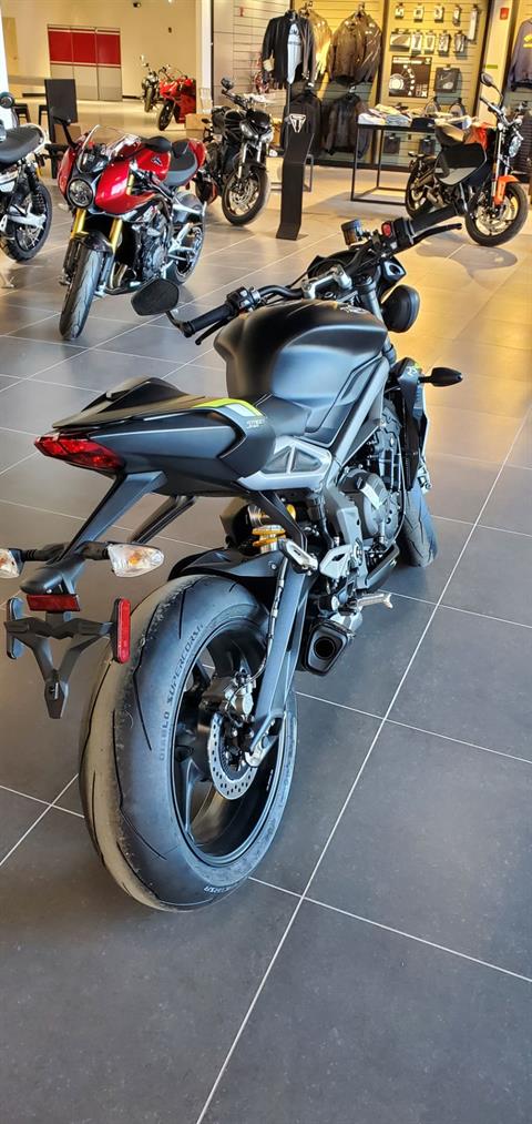 2022 Triumph Street Triple RS in Albany, New York - Photo 7
