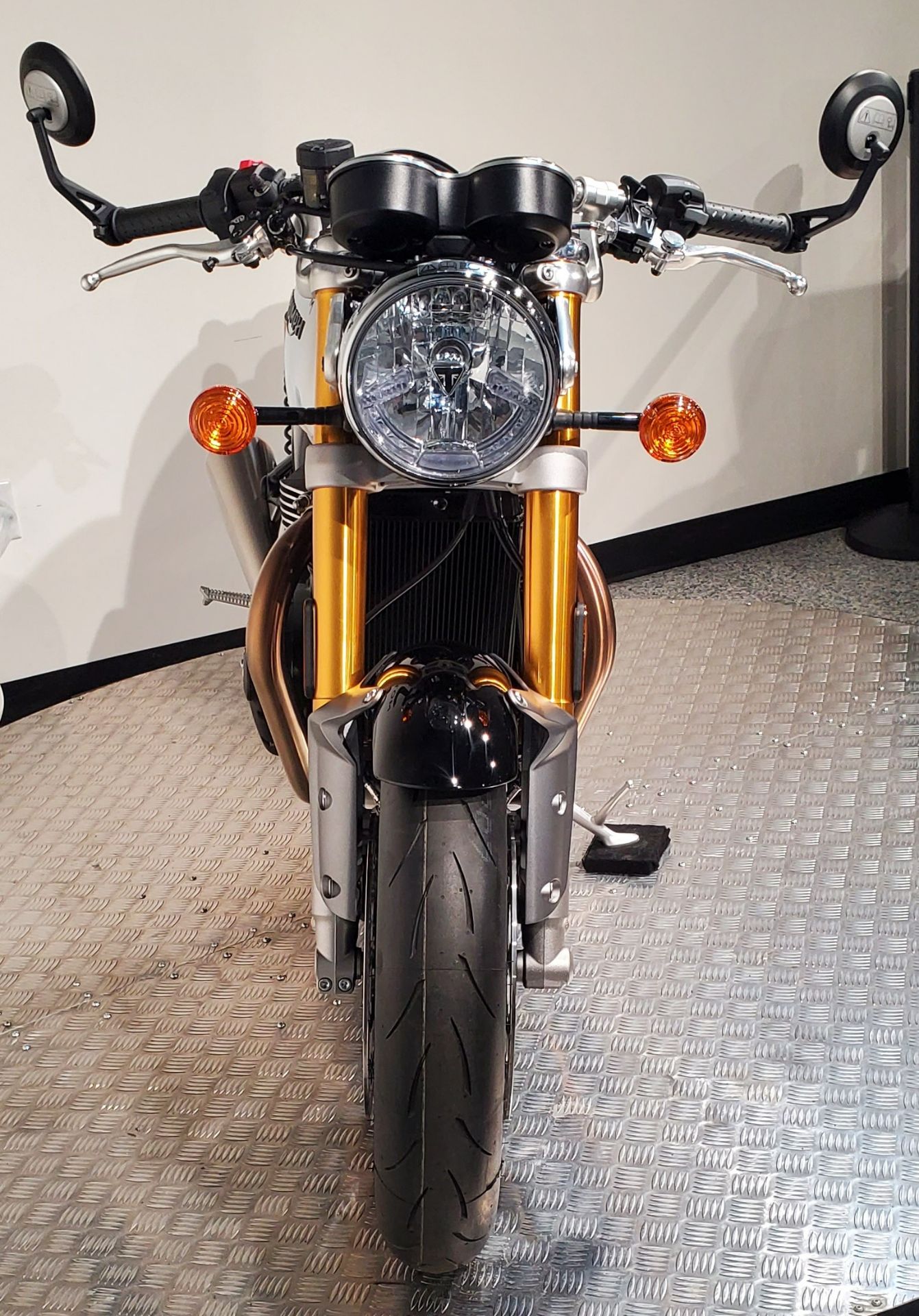 2023 Triumph Thruxton RS Chrome Edition in Albany, New York - Photo 3