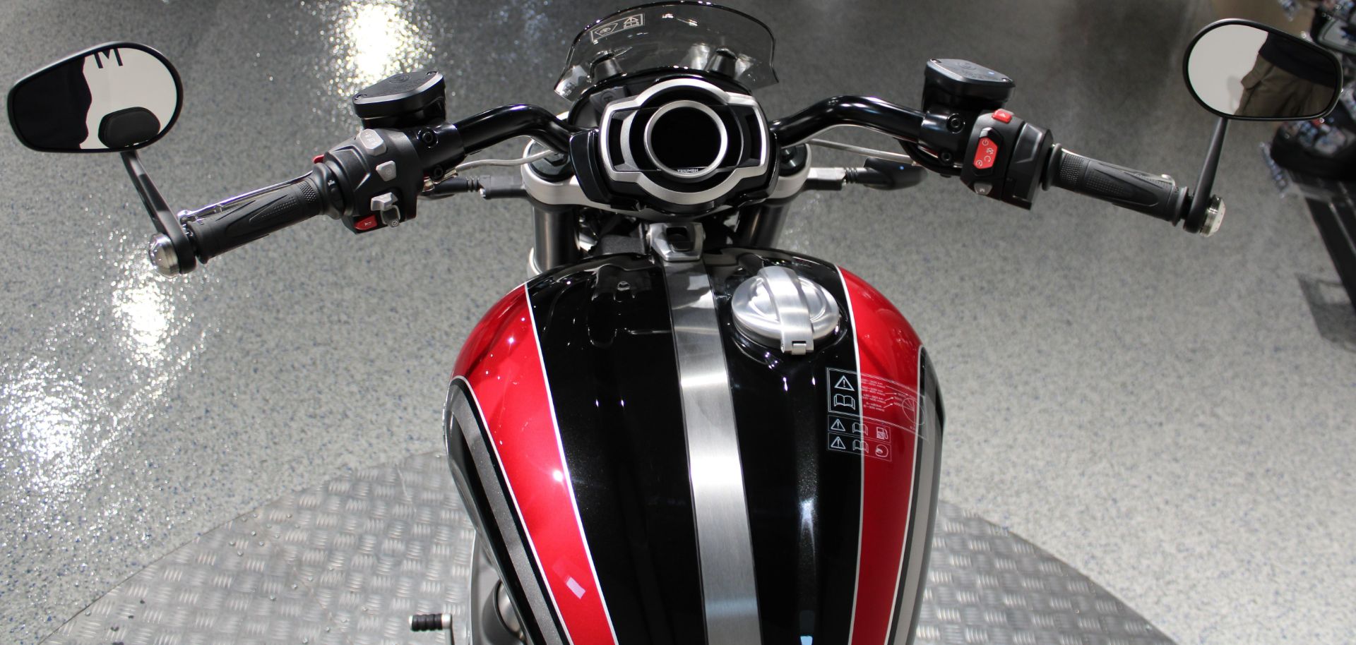 2024 Triumph Rocket 3 GT in Albany, New York - Photo 11