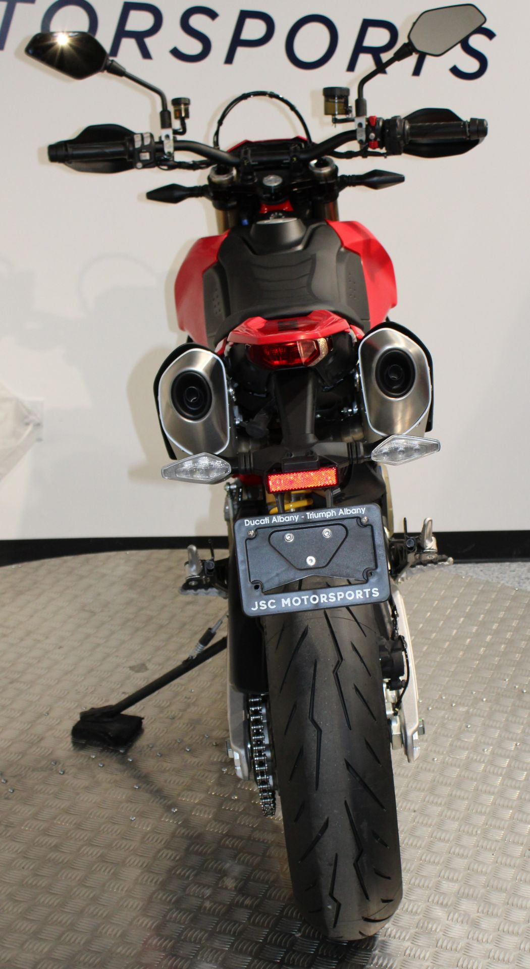 2024 Ducati Hypermotard 698 Mono in Albany, New York - Photo 7