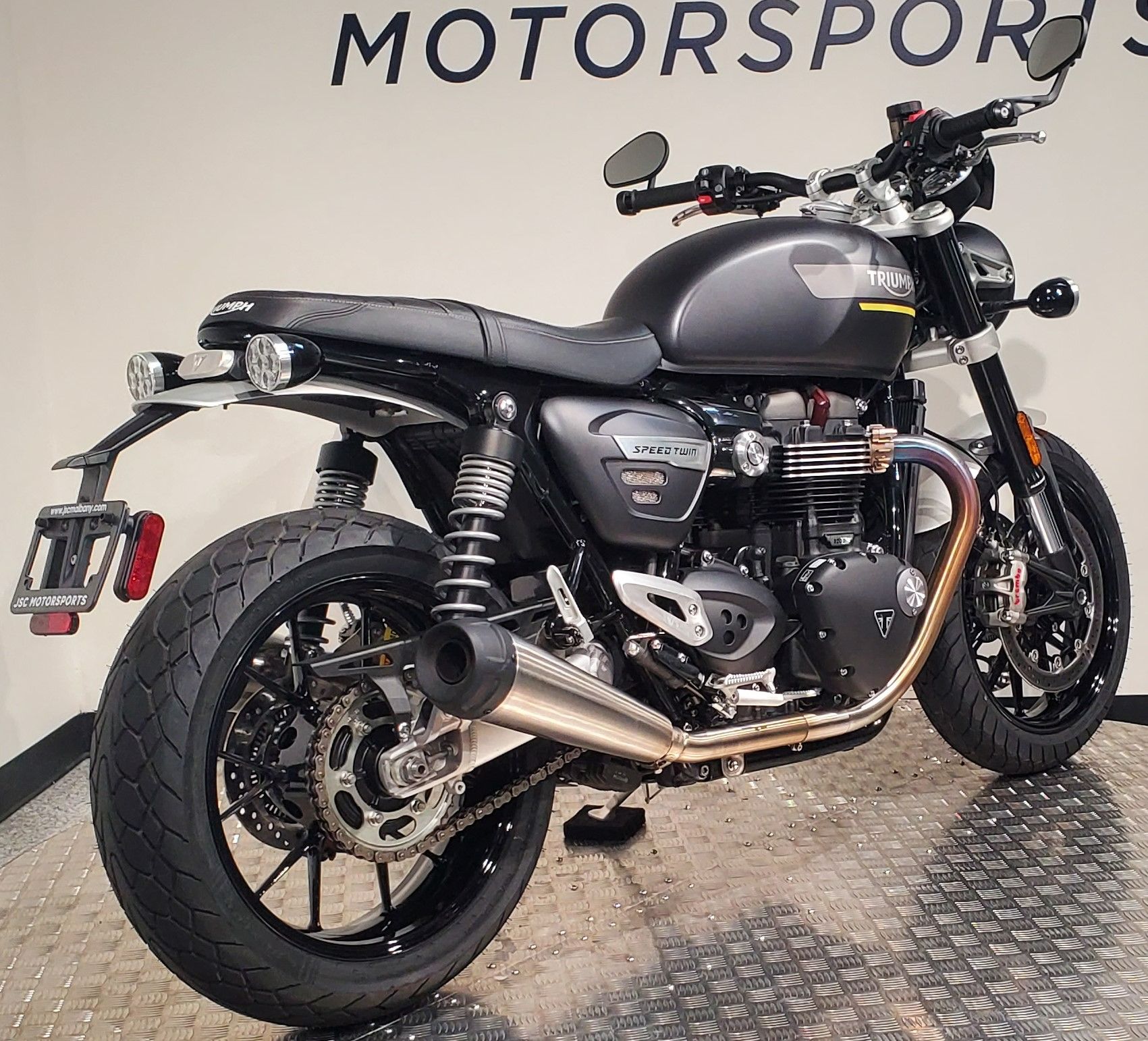 2022 Triumph Speed Twin in Albany, New York - Photo 8