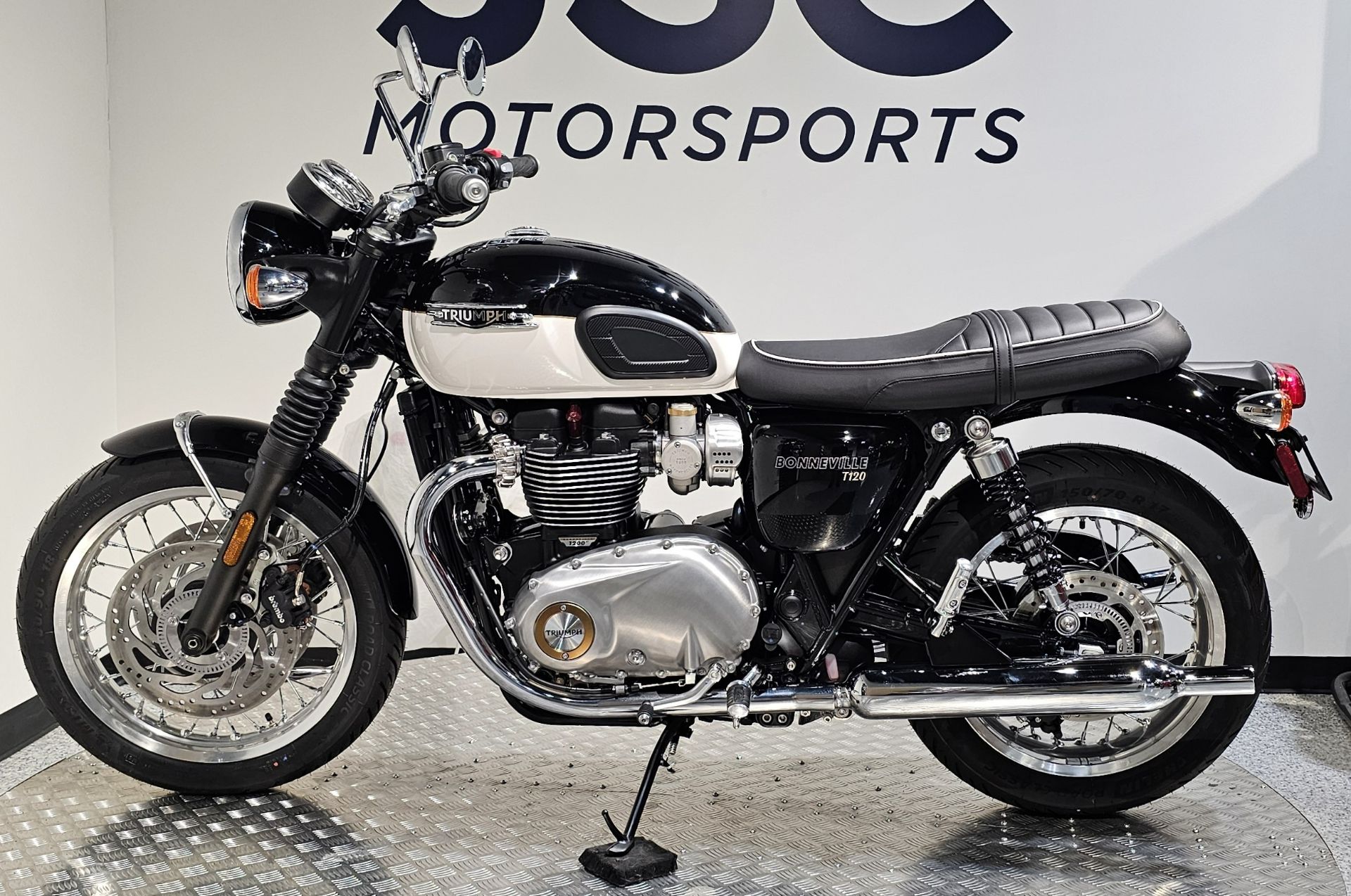 2024 Triumph Bonneville T120 in Albany, New York - Photo 5