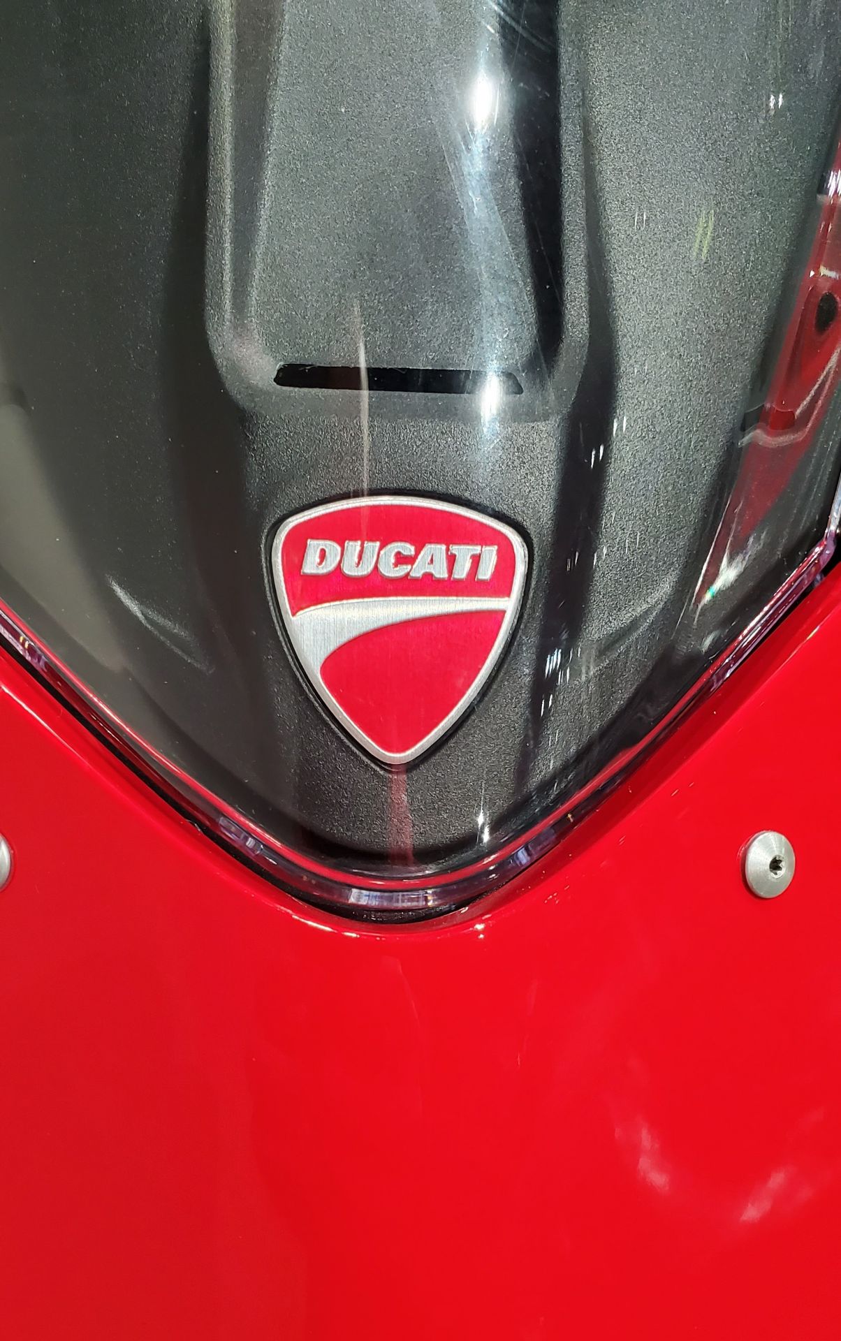 2023 Ducati Panigale V4 S in Albany, New York - Photo 10