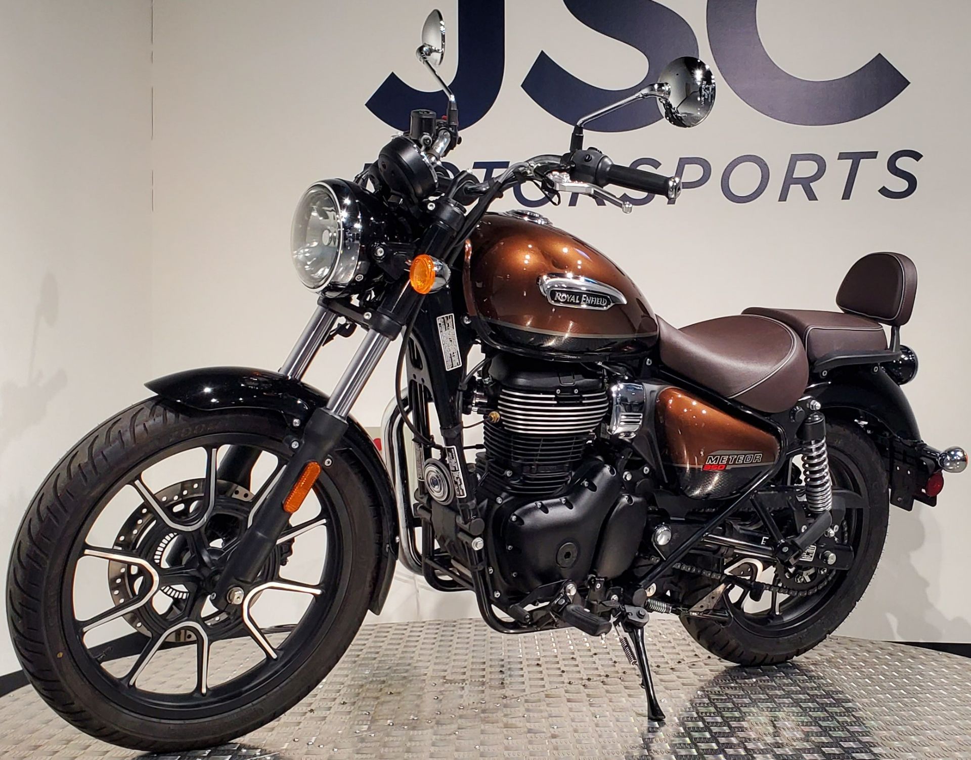 2022 Royal Enfield Meteor 350 in Albany, New York - Photo 4