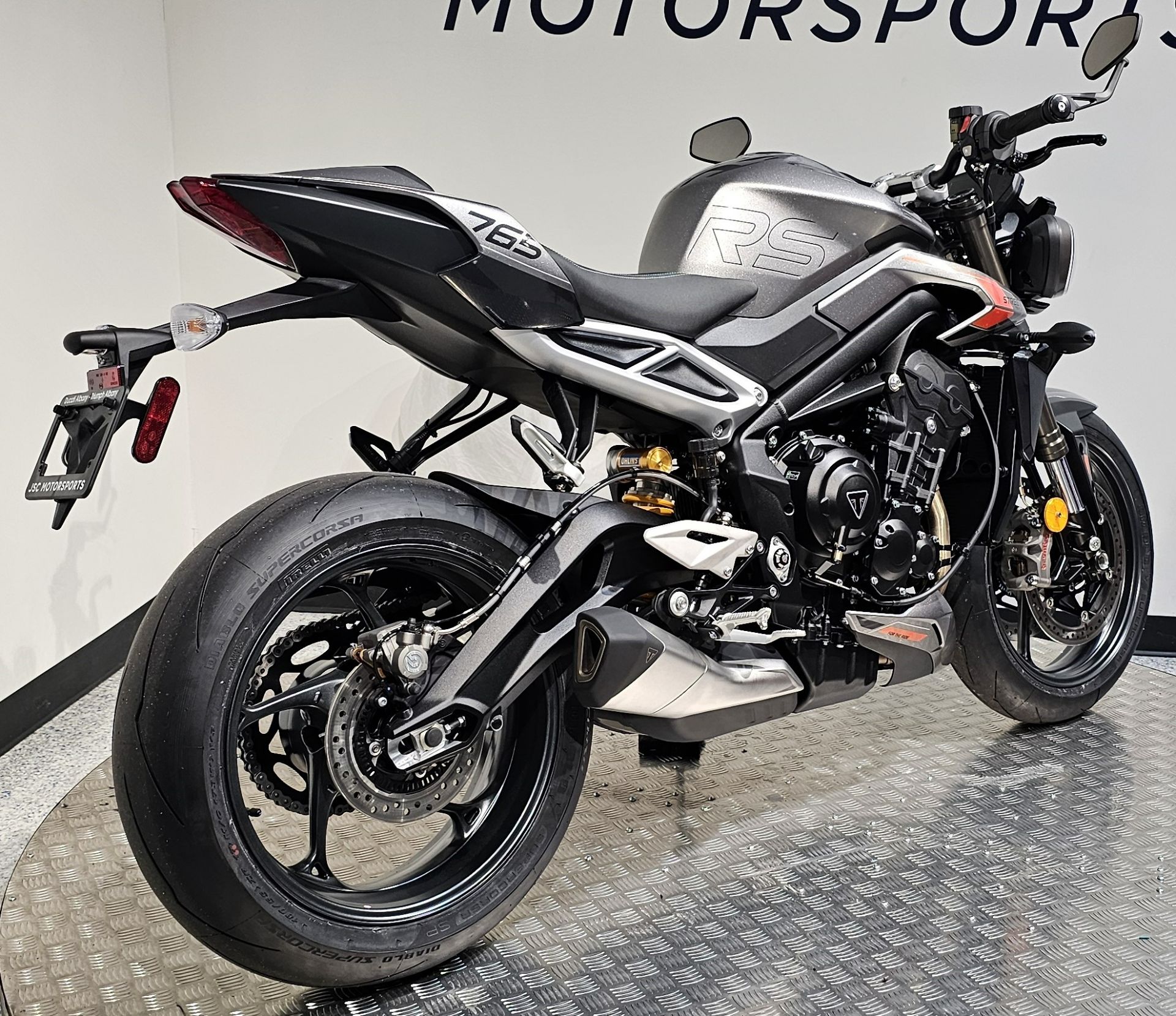 2024 Triumph Street Triple 765 RS in Albany, New York - Photo 8