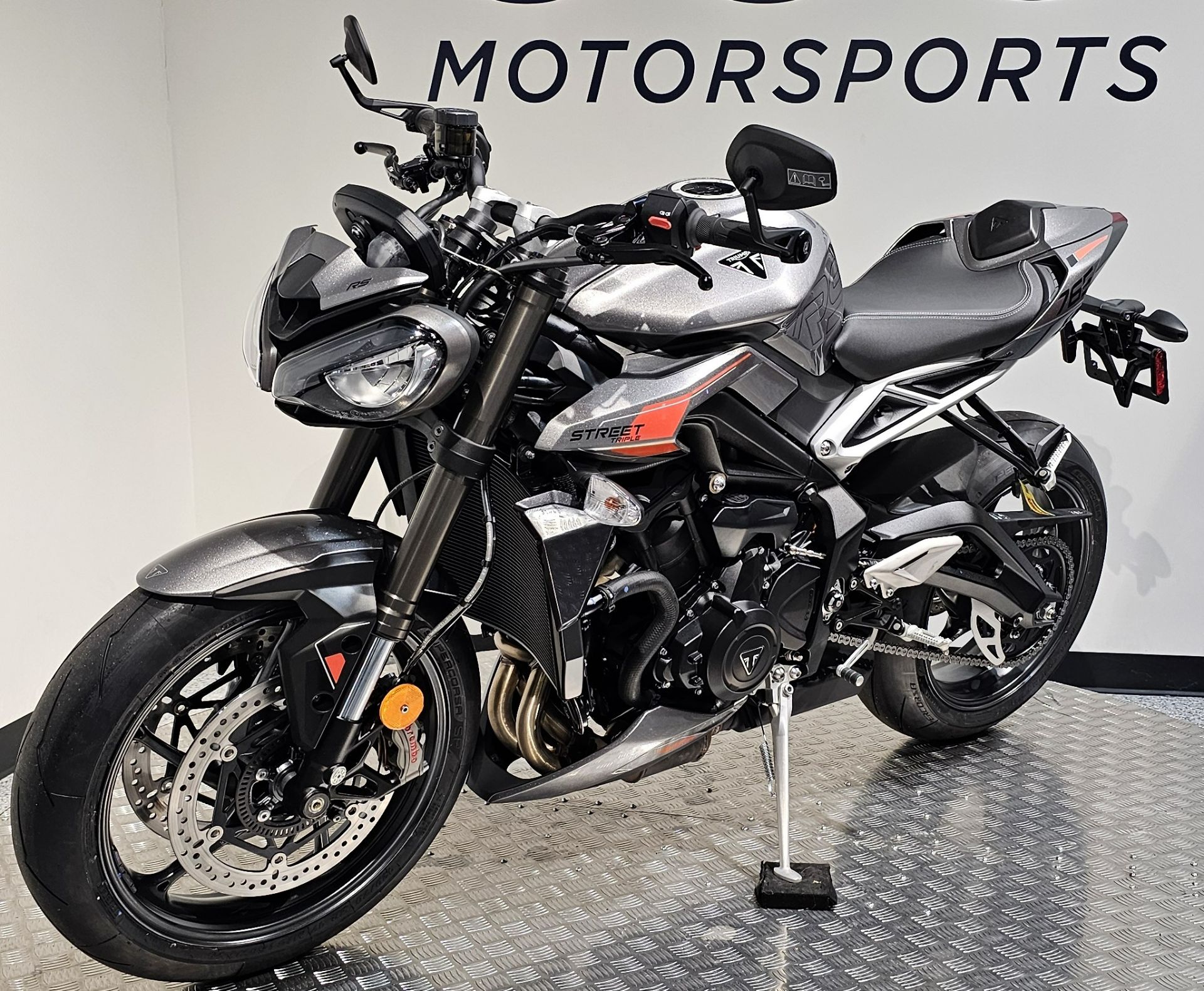2024 Triumph Street Triple 765 RS in Albany, New York - Photo 4
