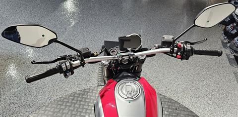 2024 Ducati Scrambler Icon in Albany, New York - Photo 11