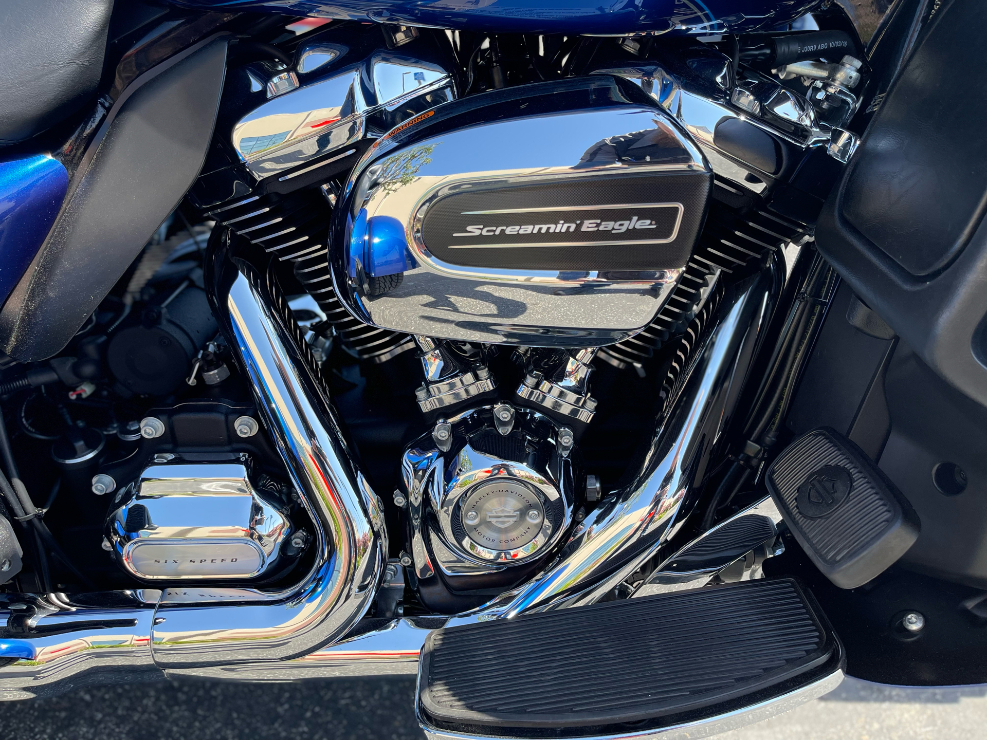 2017 Harley-Davidson Tri Glide® Ultra in Baldwin Park, California - Photo 10
