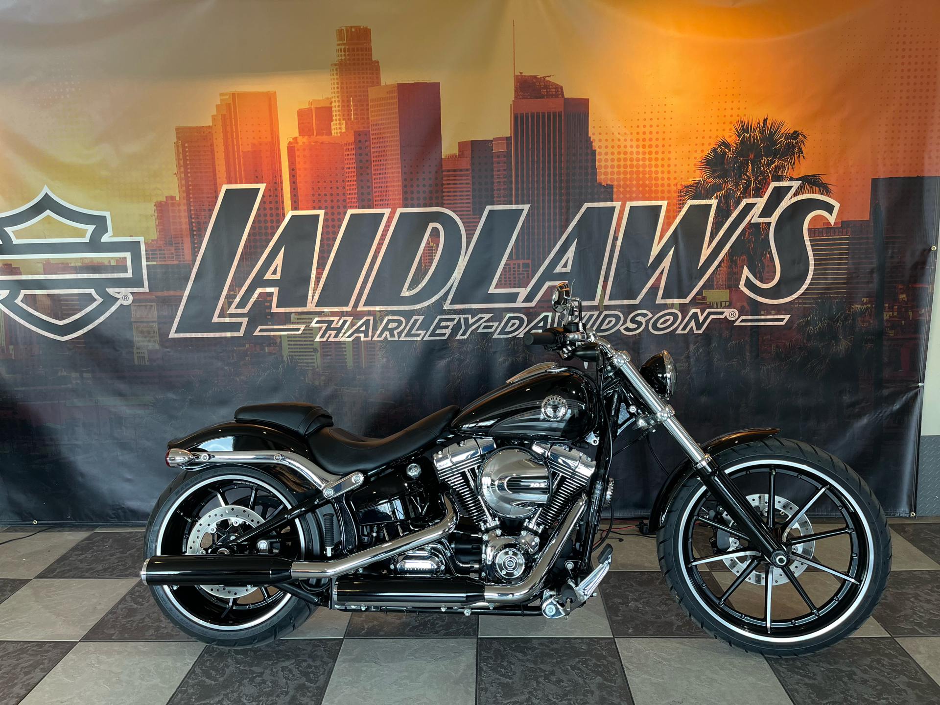 2016 Harley-Davidson Breakout® in Baldwin Park, California - Photo 1