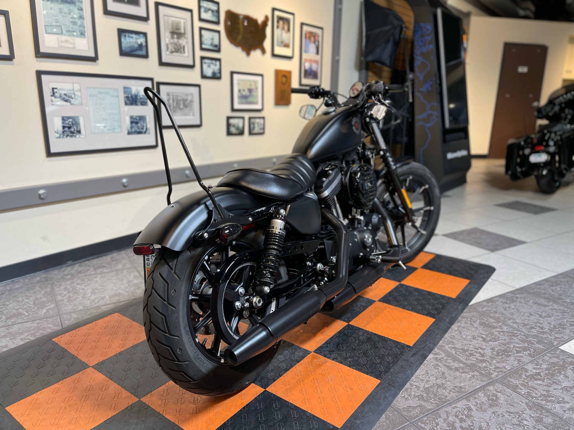 2020 Harley-Davidson Iron 883™ in Baldwin Park, California - Photo 2