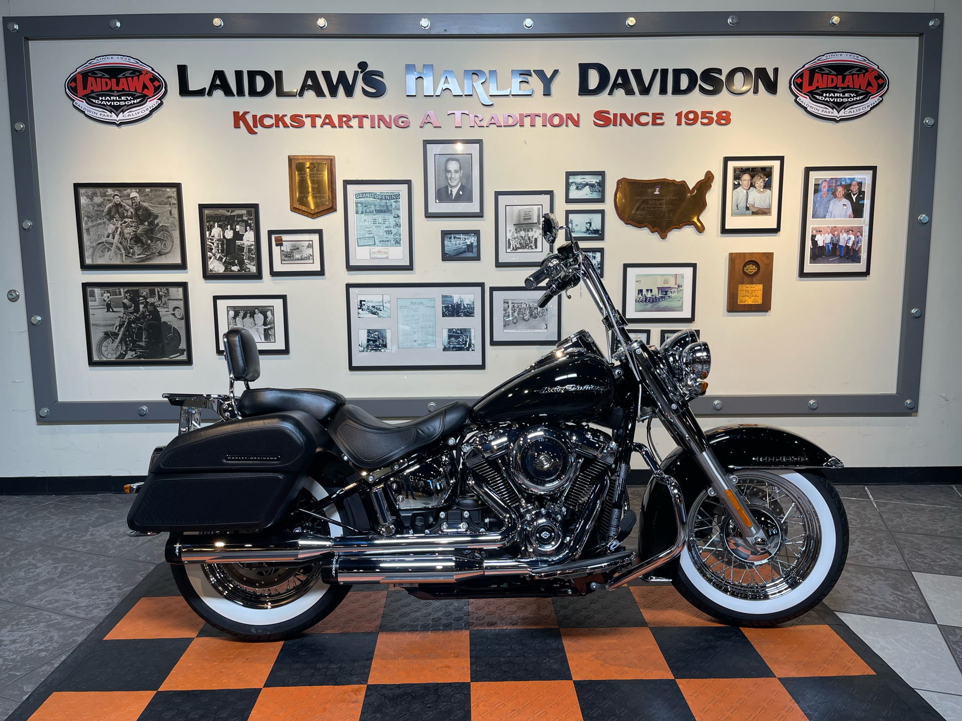 2018 Harley-Davidson Softail Deluxe 107 for sale 1106
