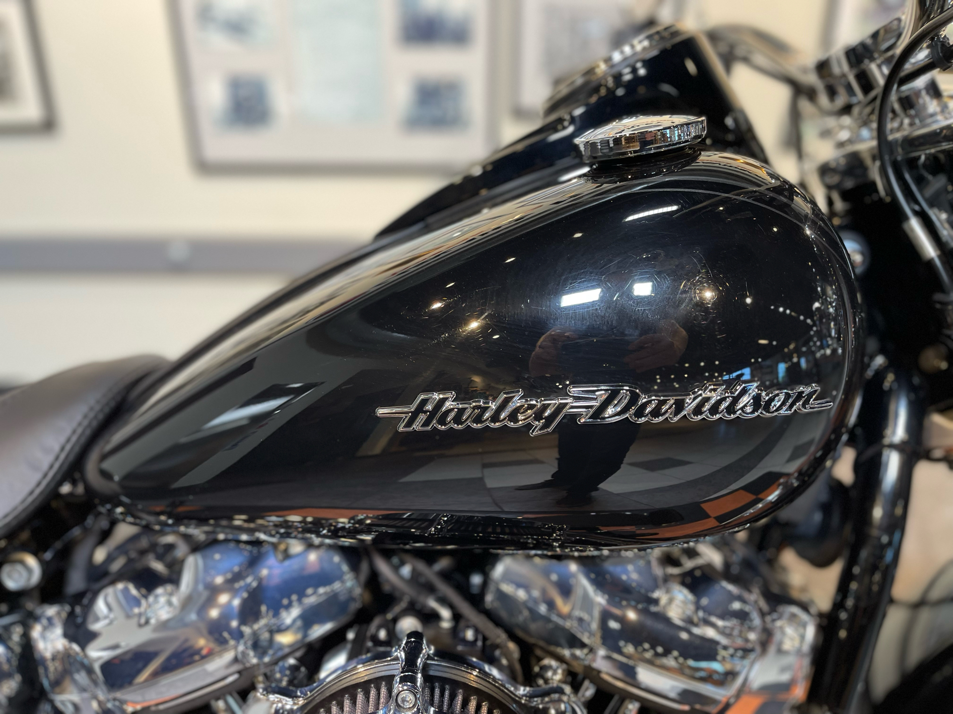 2018 Harley-Davidson Softail® Deluxe 107 in Baldwin Park, California - Photo 9