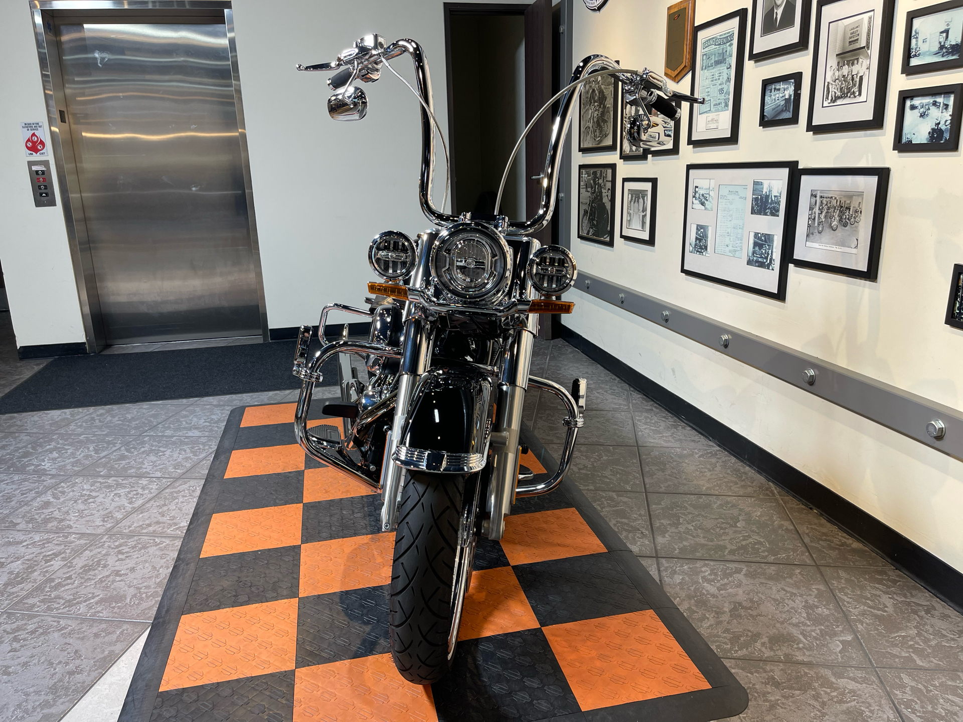 2018 Harley-Davidson Softail® Deluxe 107 in Baldwin Park, California - Photo 7