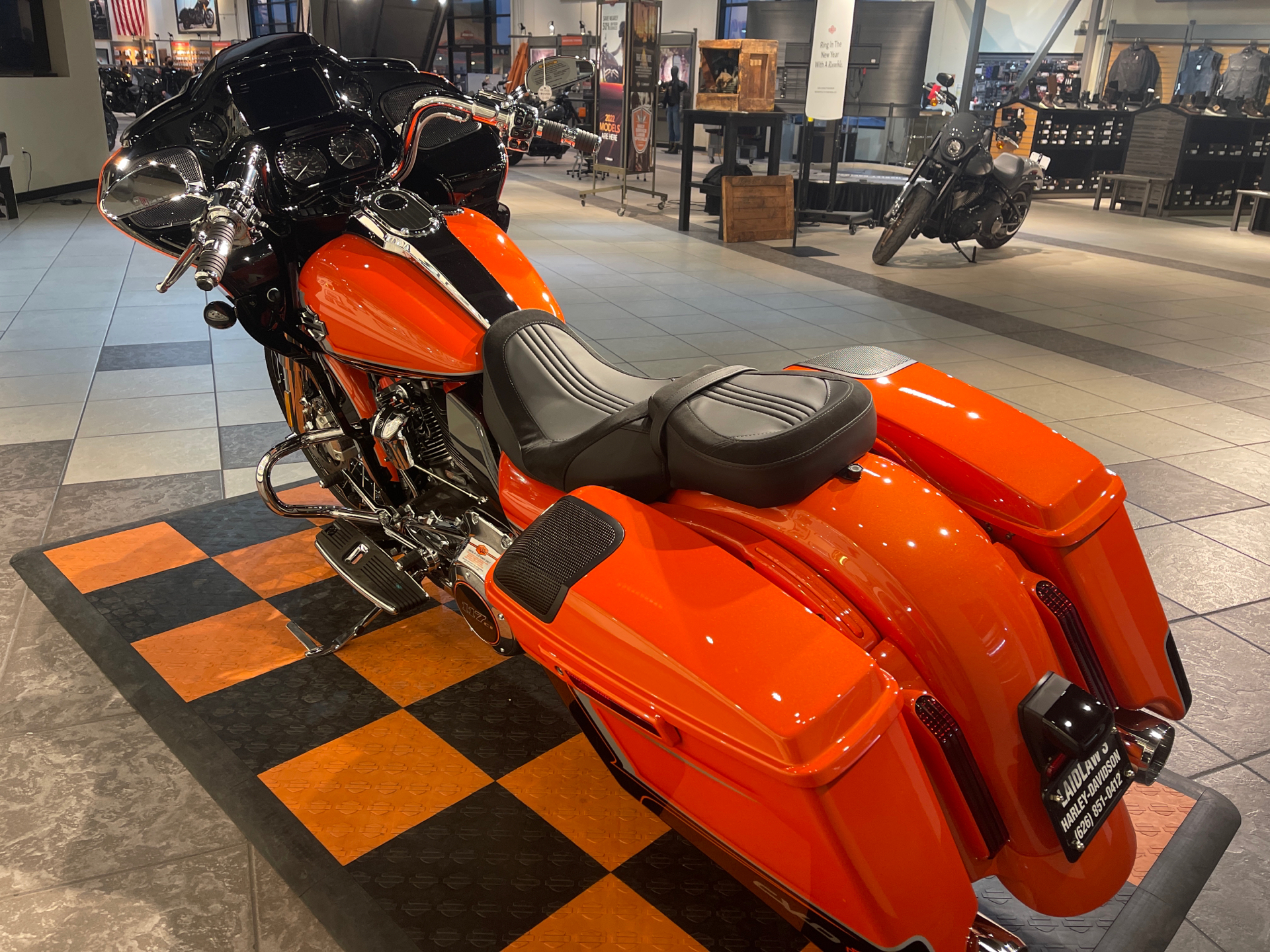 2022 Harley-Davidson CVO™ Road Glide® in Baldwin Park, California - Photo 9