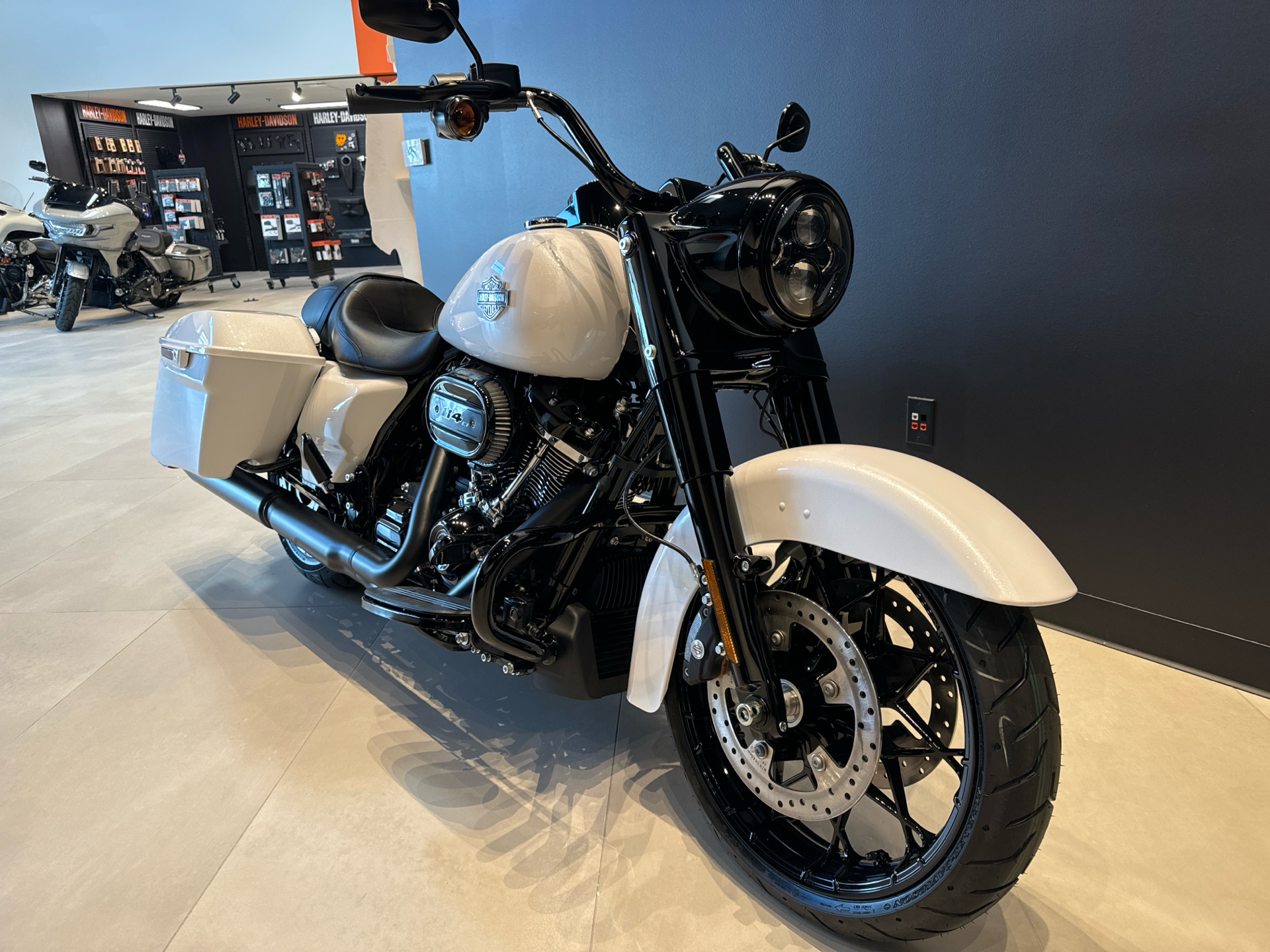 2024 Harley-Davidson Road King® Special in Baldwin Park, California - Photo 10