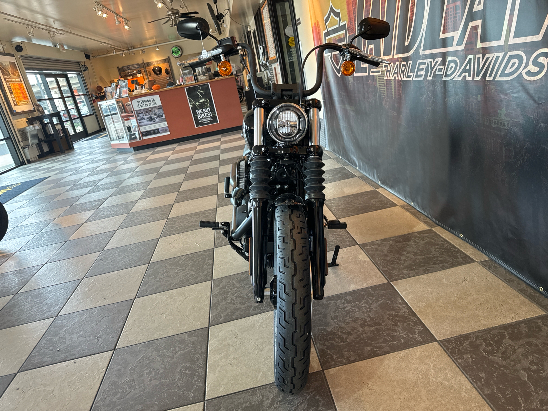 2024 Harley-Davidson Street Bob® 114 in Baldwin Park, California - Photo 9