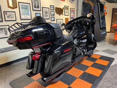 2021 Harley-Davidson Ultra Limited in Baldwin Park, California - Photo 2
