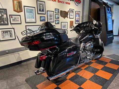 2019 Harley-Davidson Electra Glide® Ultra Classic® in Baldwin Park, California - Photo 2