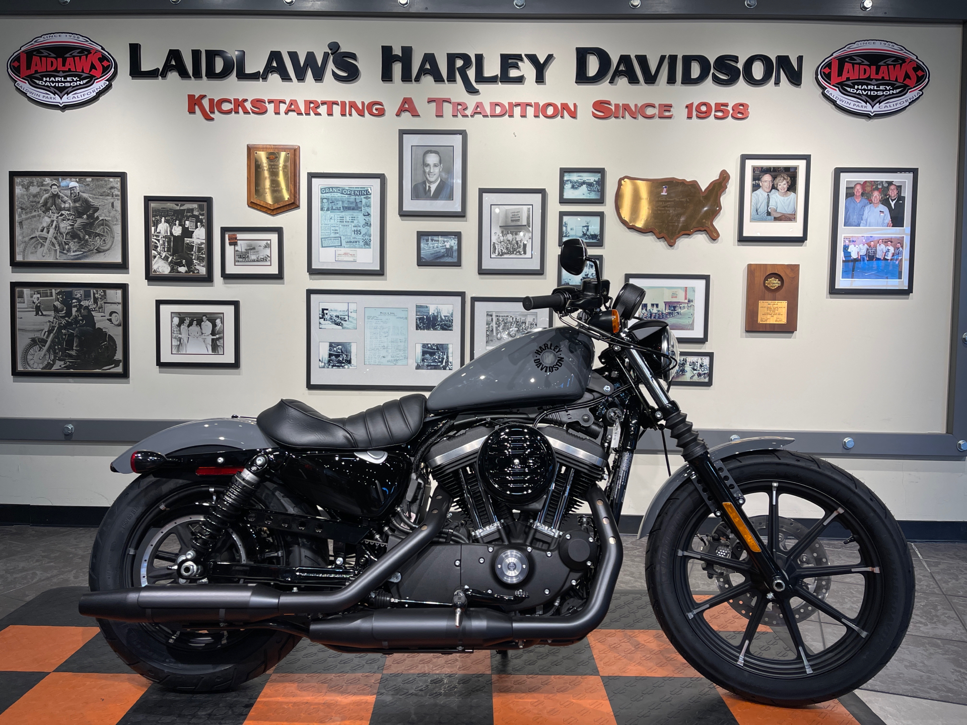 2022 Harley-Davidson® Iron 883™ in Baldwin Park, California - Photo 1