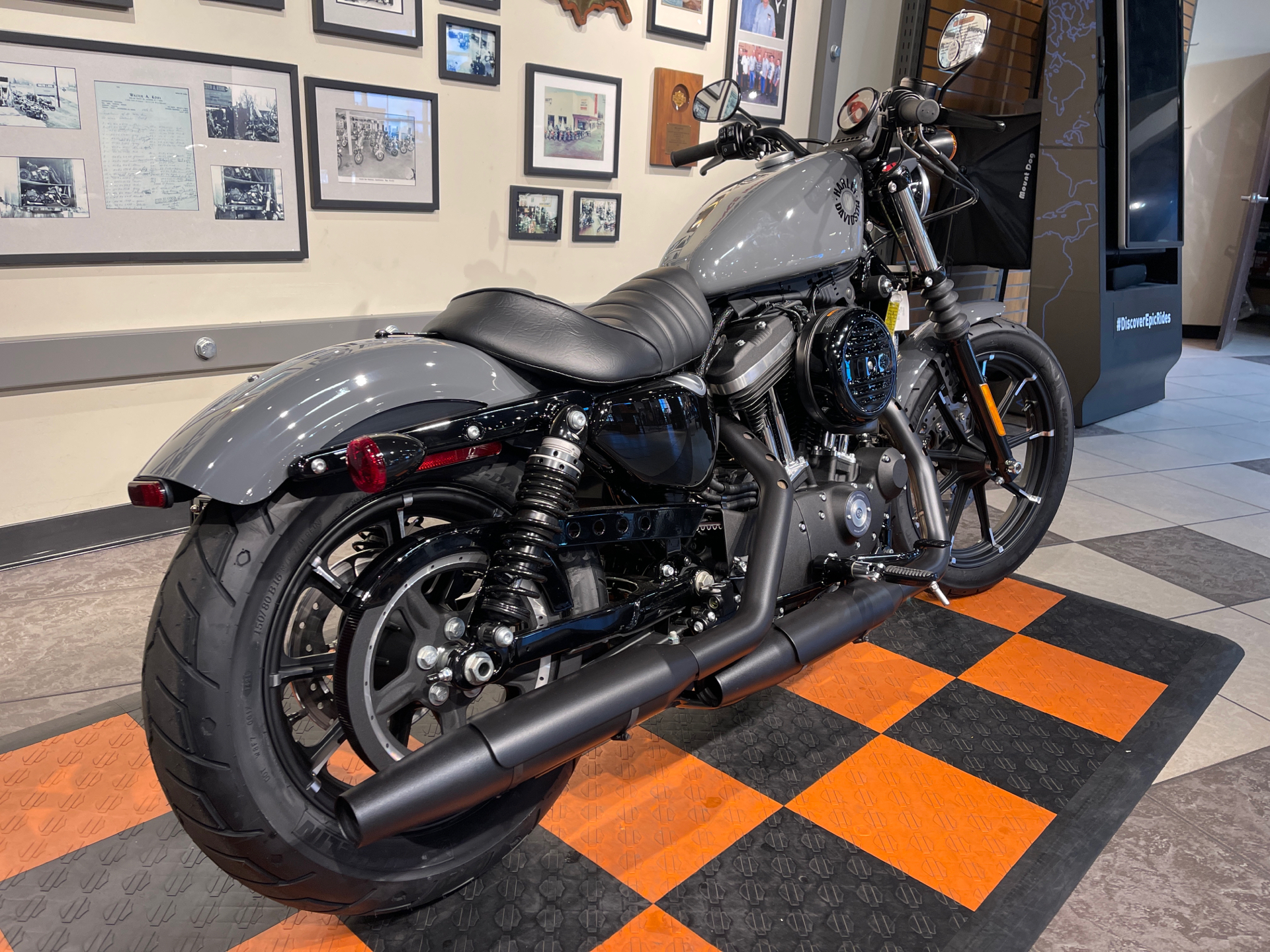 2022 Harley-Davidson® Iron 883™ in Baldwin Park, California - Photo 4